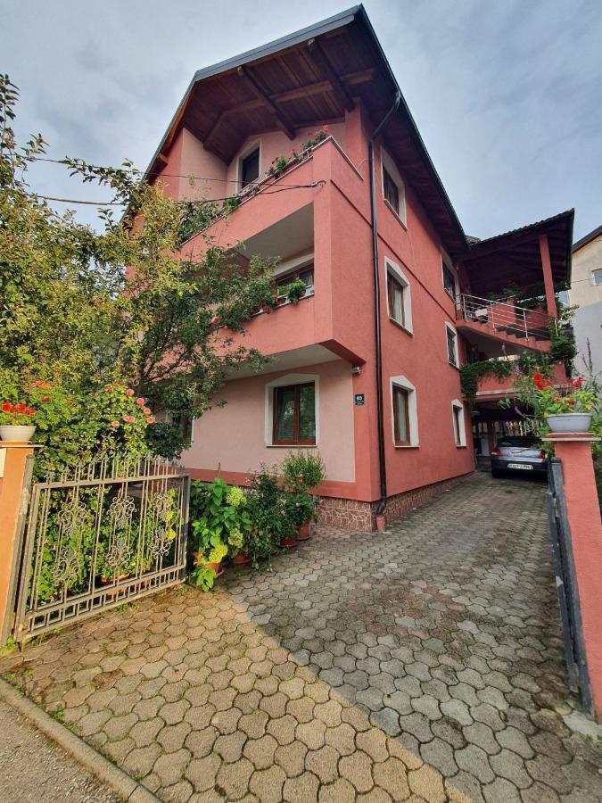 Izo Stan Apartment Sarajevo